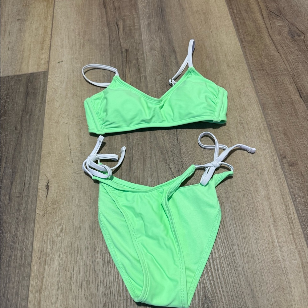Lime Bikini Set - Picture 2 of 4